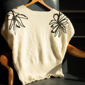 CHRISTIAN DIOR cap sleeve sweater with shoulder pads; beaded, size small